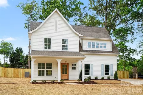 7933 Large Oak Ln, Mint Hill, NC 28227
