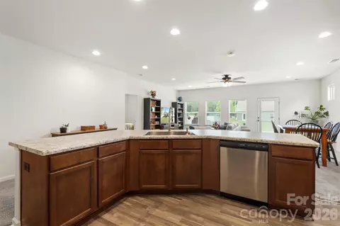 Kitchen - 1901 Dalton Cove Rd, Monroe, NC 28110 photo 4 of 4