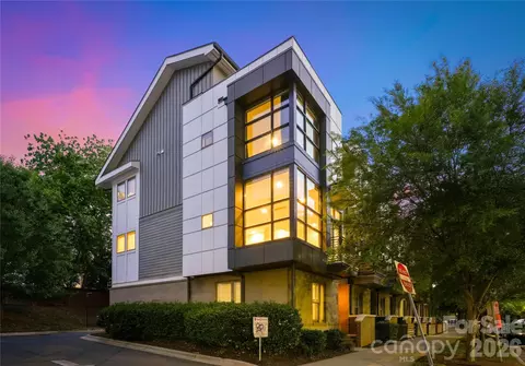 211 Doggett St, Charlotte, NC 28203