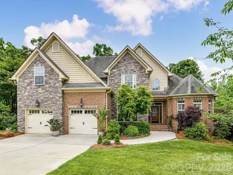 2007 Sugar Mill Rd, Indian Trail, NC 28079