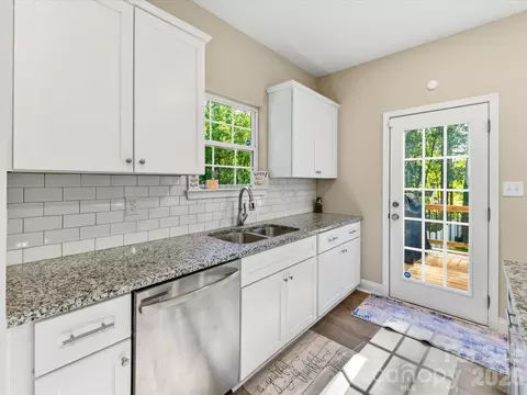 Kitchen - 2109 Timber Ridge Rd, Monroe, NC 28112 photo 4 of 4
