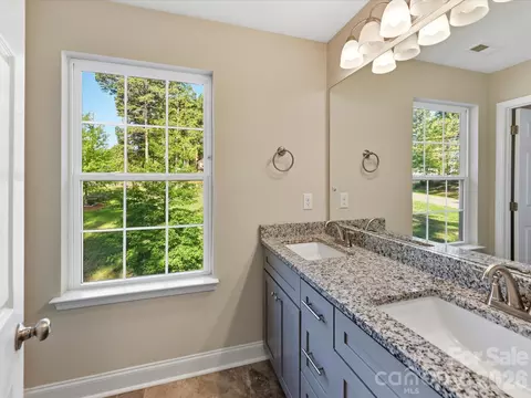Bath - 2109 Timber Ridge Rd, Monroe, NC 28112 photo 4 of 5