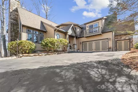 456 Spring House Dr, Burnsville, NC 28714