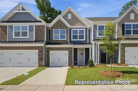 4371 Black Ct, Harrisburg, NC 28075