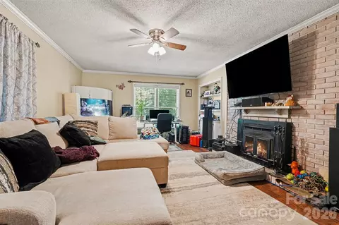 Living - 6805 Lackey Rd, Vale, NC 28168 photo 2 of 3