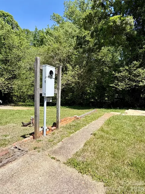 100 4th Em St, Marion, NC 28752 photo 7