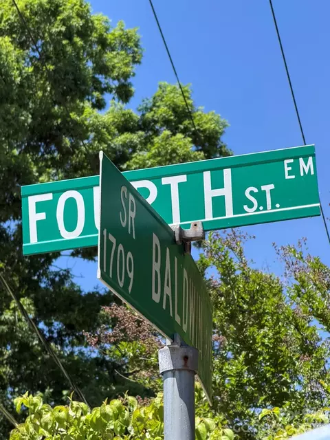 100 4th Em St, Marion, NC 28752 photo 10