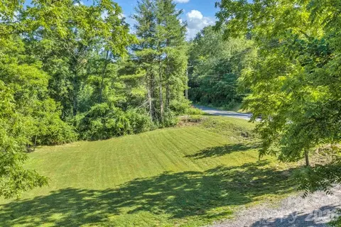 Exterior - 1415 Roan Rd, Spruce Pine, NC 28777 photo 8 of 8