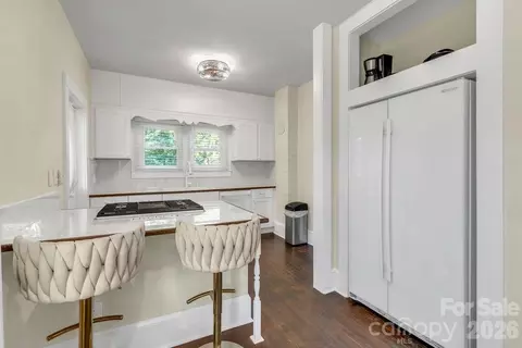 Kitchen - 1415 Roan Rd, Spruce Pine, NC 28777 photo 1 of 5