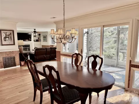 Dining - 111 Burning Tree Ln, Flat Rock, NC 28731 photo 2 of 4