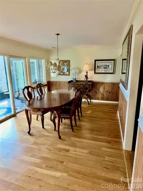 Dining - 111 Burning Tree Ln, Flat Rock, NC 28731 photo 4 of 4
