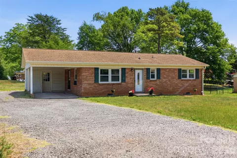 1910 26th Ne St NE, Hickory, NC 28601