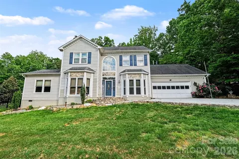 5010 Ardenwoods Dr, Charlotte, NC 28215