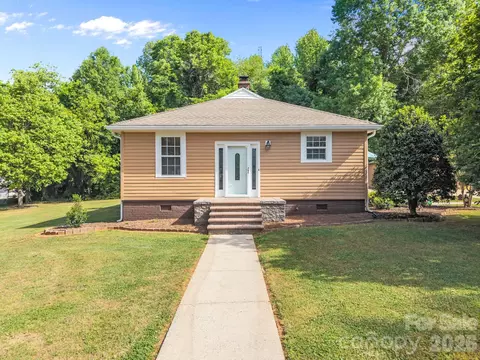 745 Dukeville Rd, Salisbury, NC 28146