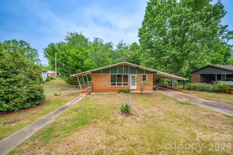 183 Seitz Dr, Forest City, NC 28043