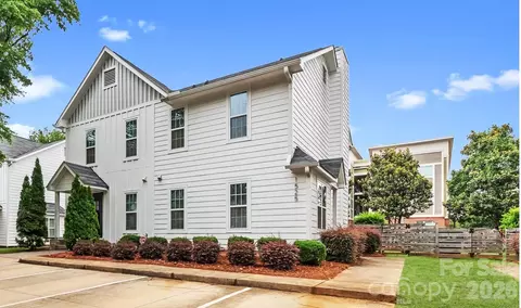 1525 Briar Creek B Rd #B, Charlotte, NC 28205