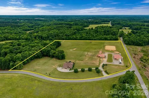 2151 Brown Chapel Rd, Catawba, NC 28609