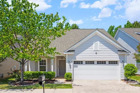 24522 Blue Heron Cir, Lancaster, SC 29720