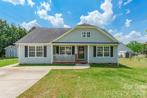 2098 Mallard Creek Dr, Rock Hill, SC 29732