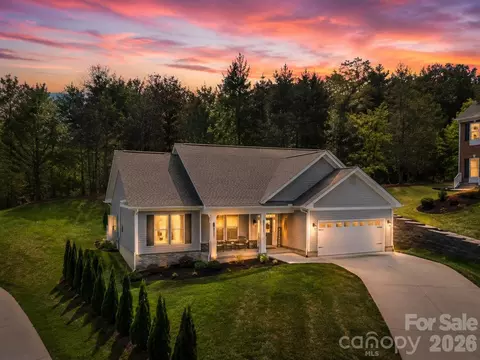 41 Emerson Ct, Taylorsville, NC 28681