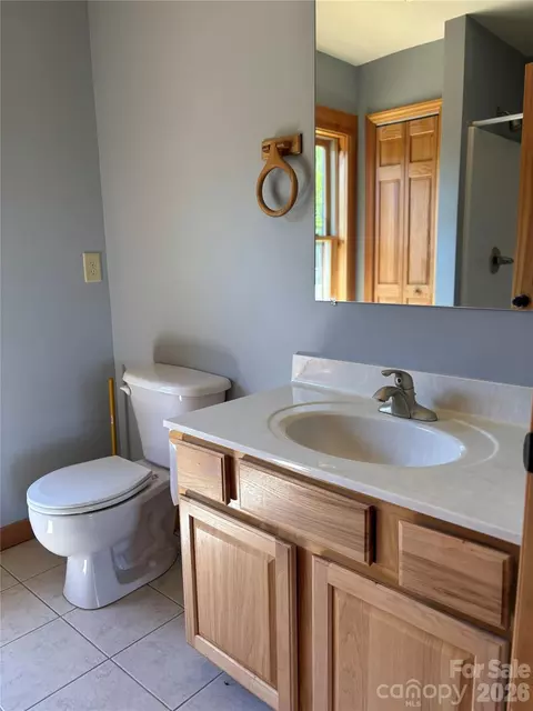 Bath - 103 Woodgate Dr, Bostic, NC 28018 photo 1 of 4