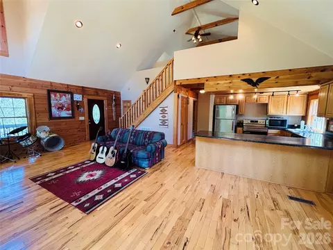 Living - 103 Woodgate Dr, Bostic, NC 28018 photo 3 of 3