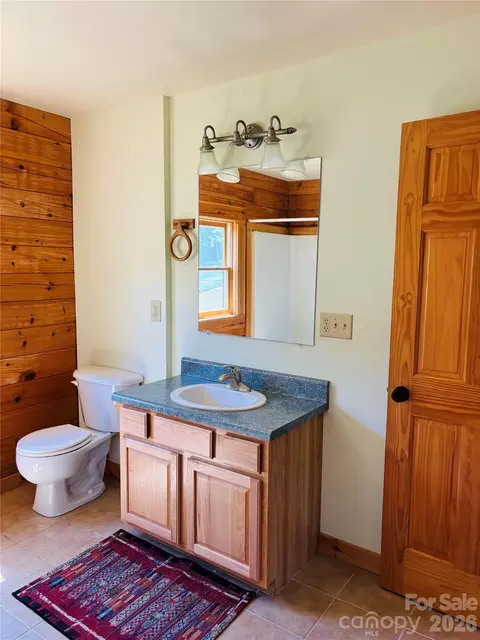 Bath - 103 Woodgate Dr, Bostic, NC 28018 photo 4 of 4