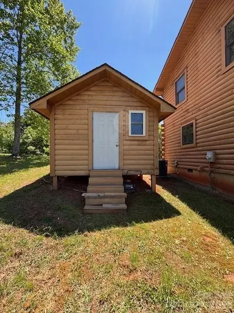 Exterior - 103 Woodgate Dr, Bostic, NC 28018 photo 5 of 12