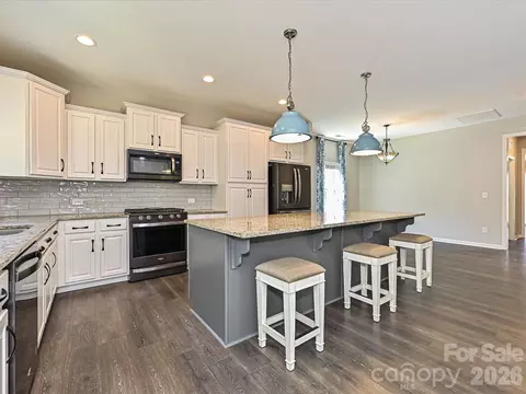 Kitchen - 25622 Seagull Dr, Lancaster, SC 29720 photo 3 of 3