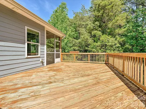 Exterior - 25622 Seagull Dr, Lancaster, SC 29720 photo 7 of 9