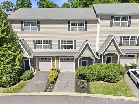5 Terrace Ct, Asheville, NC 28804