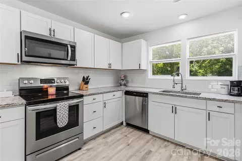 Kitchen - 20075 Coley Store Rd, Locust, NC 28097 photo 1 of 5