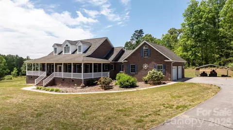 7008 Peyronel St, Connelly Springs, NC 28612