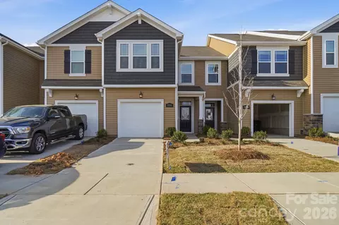 7013 Cerris Dr, Charlotte, NC 28269