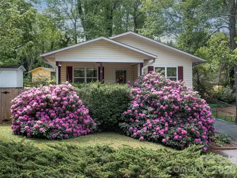 10 Mctindal Cir, Asheville, NC 28803