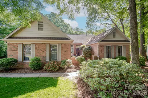 10801 Whitfield Ridge Dr, Charlotte, NC 28277