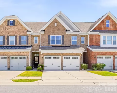 113 Clarendon C St #C, Mooresville, NC 28117