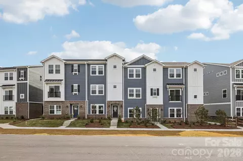 347 Golden Maple Ct, Fort Mill, SC 29708