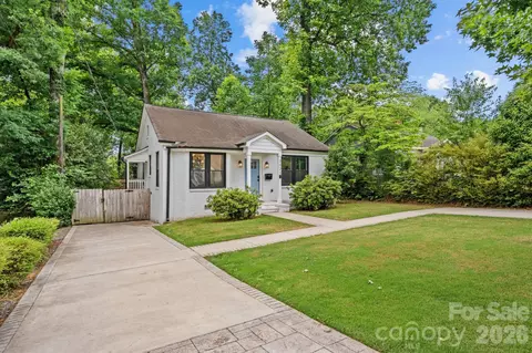 3021 Dogwood Ave, Charlotte, NC 28206