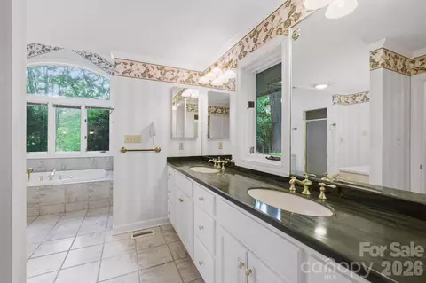 Bath - 3725 Kingfisher Ln, Terrell, NC 28682 photo 1 of 5
