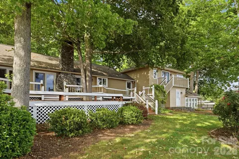 Exterior - 3725 Kingfisher Ln, Terrell, NC 28682 photo 8 of 9