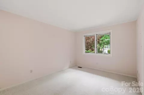 Bedroom - 3725 Kingfisher Ln, Terrell, NC 28682 photo 6 of 7