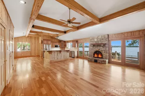Living - 3725 Kingfisher Ln, Terrell, NC 28682 photo 2 of 5