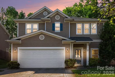 230 Lylic Woods Dr, Fort Mill, SC 29715