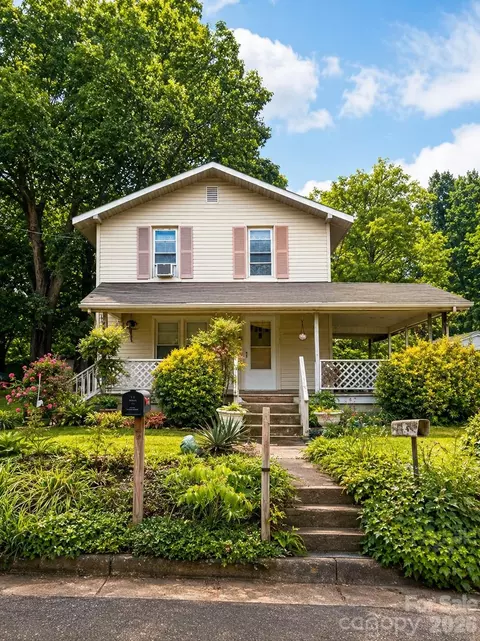 819 Newbern 1 Ave #1, Statesville, NC 28677