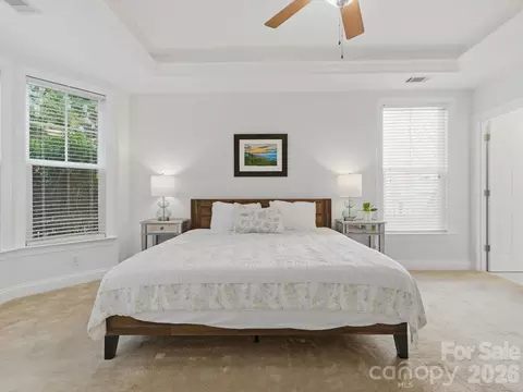 1022 Fleming Ln, Matthews, NC 28104