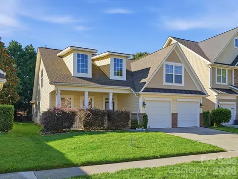 1022 Fleming Ln, Matthews, NC 28104