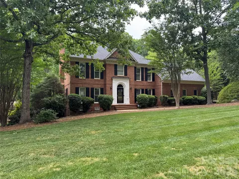 5325 Chiltern Hills Trl, Charlotte, NC 28215