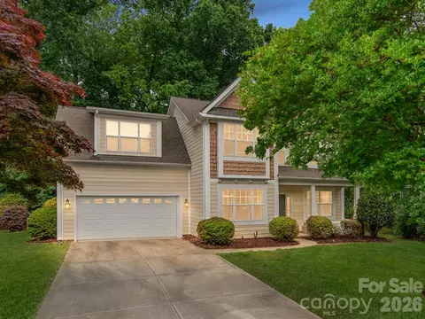 10333 Misty Moss Ct, Mint Hill, NC 28227