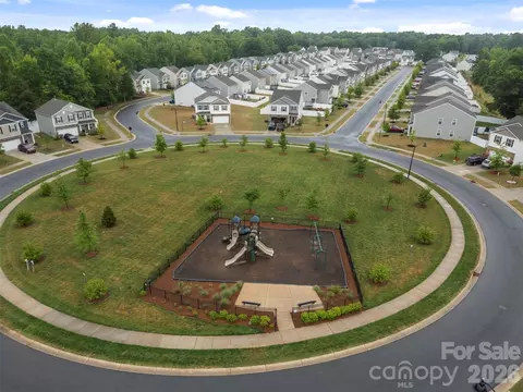 View/Area - 225 Final Stretch Ln, Clover, SC 29710 photo 2 of 3